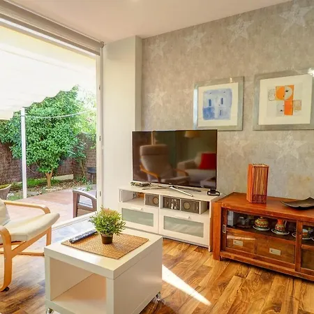 Tenis By Hello Homes Daire Sitges