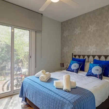 Tenis By Hello Homes Apartment *