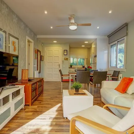 Apartment Tenis By Hello Homes Sitges